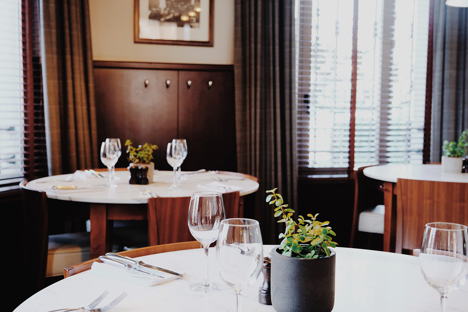 Le Mess Brussels Restaurant tables inside elegant